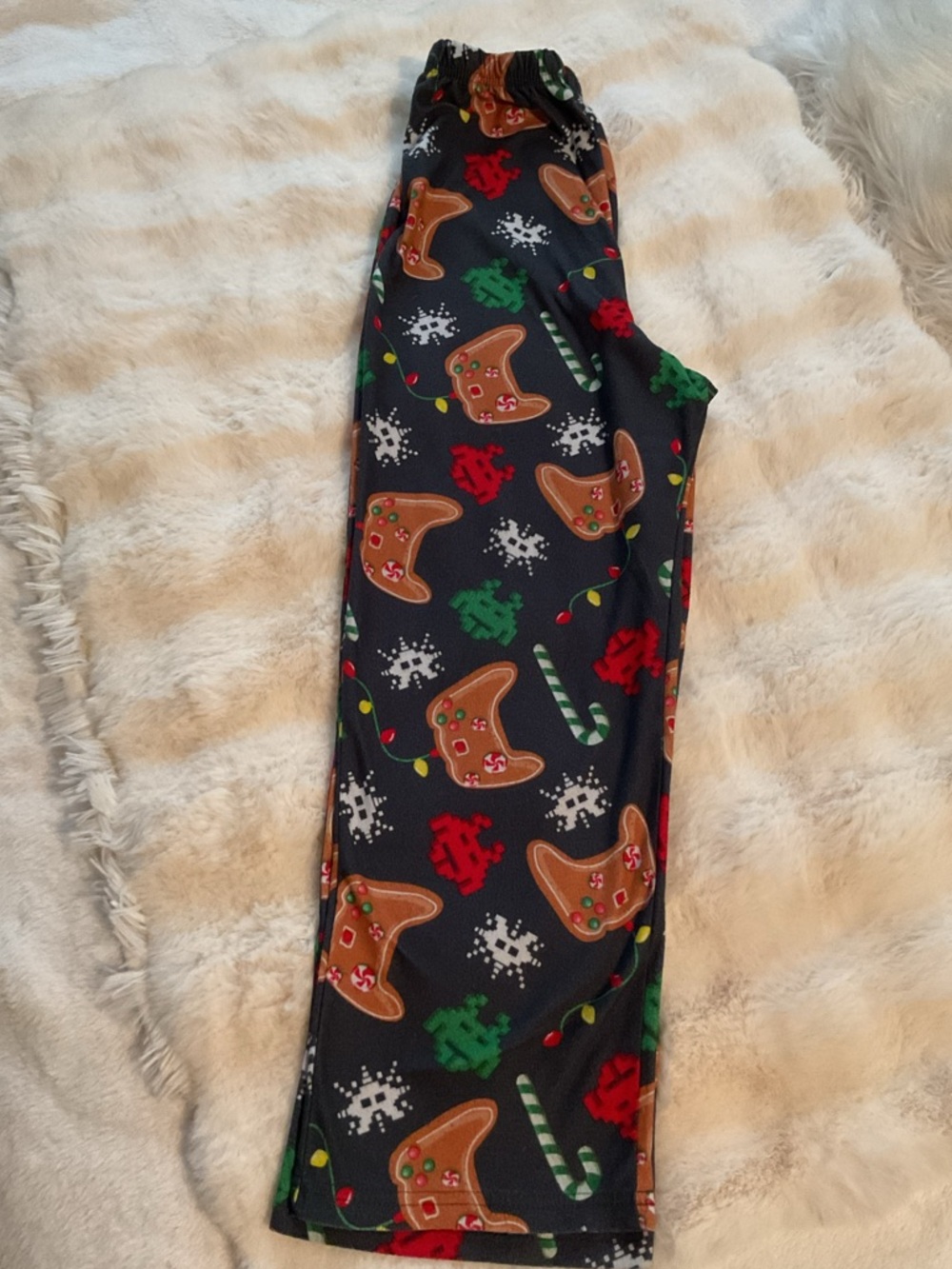 Kids Game Controller Gingerbread & Candy Cane Holiday Pajama Pants- L 10/12 - Picture 2 of 5